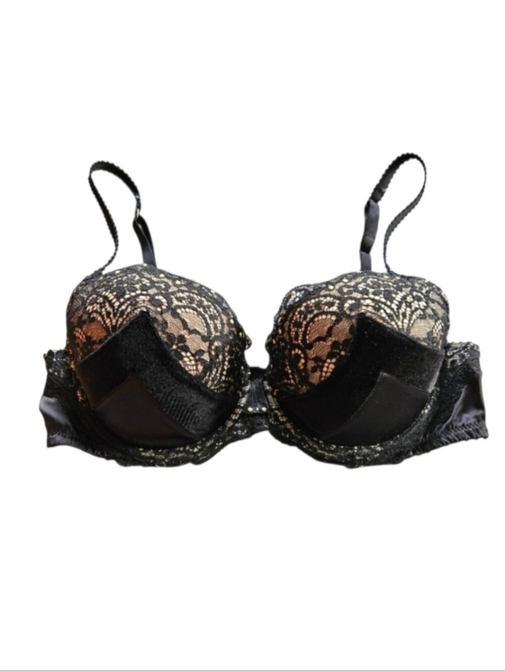 32D pleasure state White Label bra 32 D lace velvet gorgeous 😍